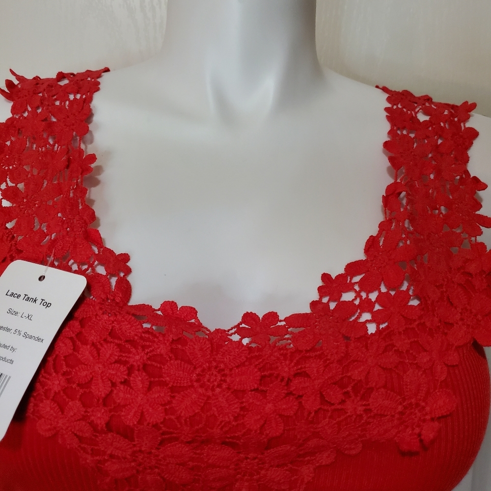 Win & Win,Red Top Tank Blouse - Picture 3 of 9